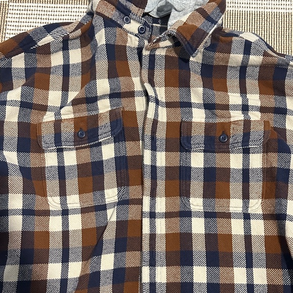 Plaid Hooded Men’s Flannel - Picture 3 of 5